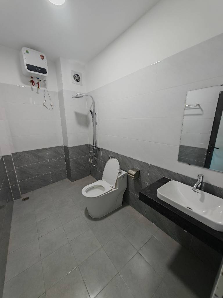 LIÊN MẠC - NHÀ MỚI 6 TẦNG - THANG MÁY - Ô TÔ ĐỖ CỬA - FULL NỘI THẤT ĐẸP